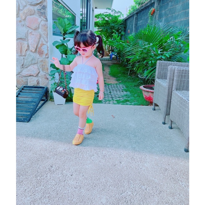 Giày xuất dư