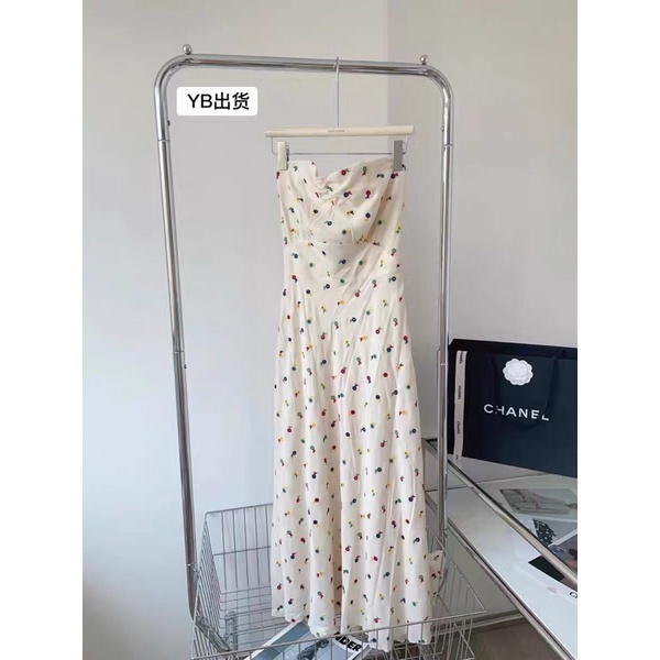 Đầm maxi thêu hoa lưng chun