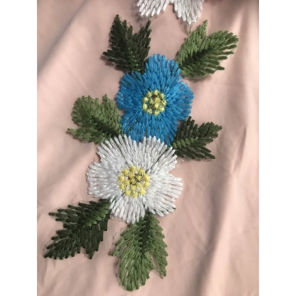 Set 2 bông hoa thêu Bh88