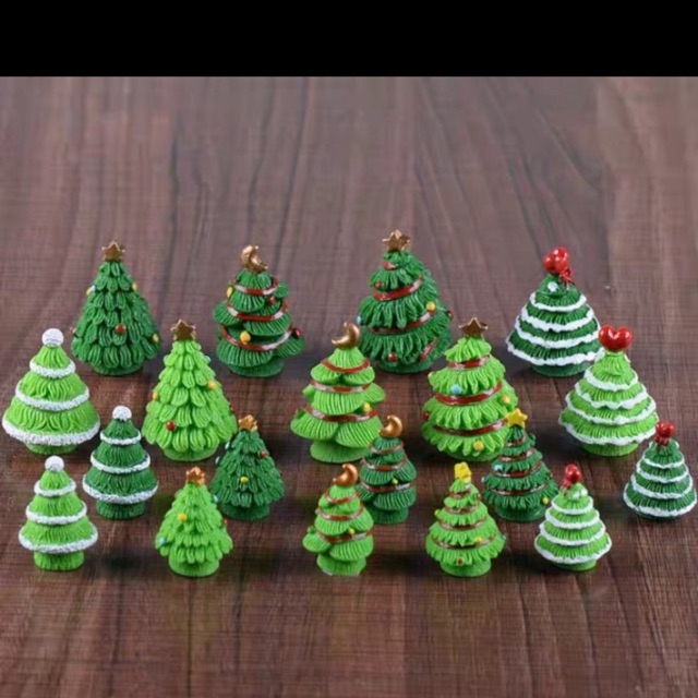 Tiểu cảnh cây thông Noel 3-4cm (ngẫu nhiên)