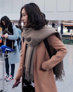 Khăn len Acne Studios