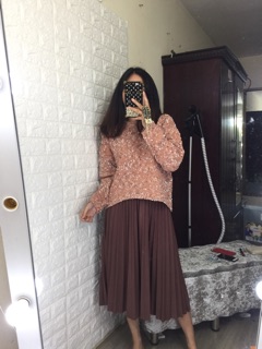 Set áo len + chân váy nhung lưới