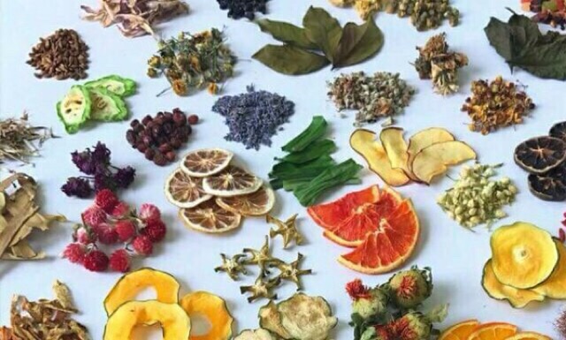 Sét 50 gói Detox, tặng 1 bình Thuy Tinh (My Bottle 500ml) để pha sành điệu, giá ưu đãi