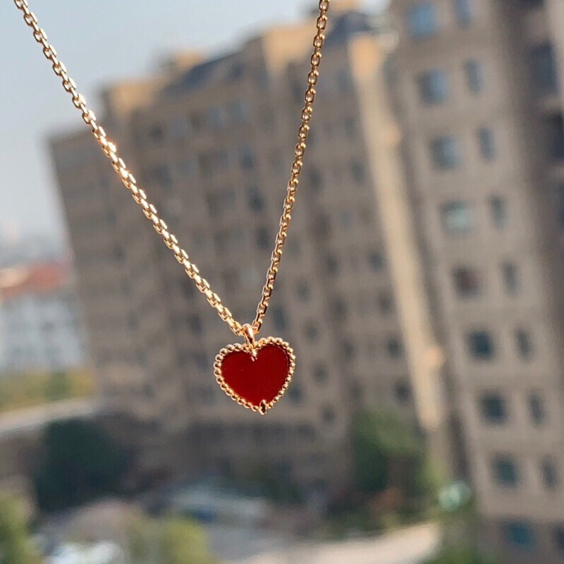 [Giao hàng trong vòng 24 giờ] Seiko Vòng cổ Mặt Hình Trái Tim Màu Đỏ Thời Trang Lãng Mạn