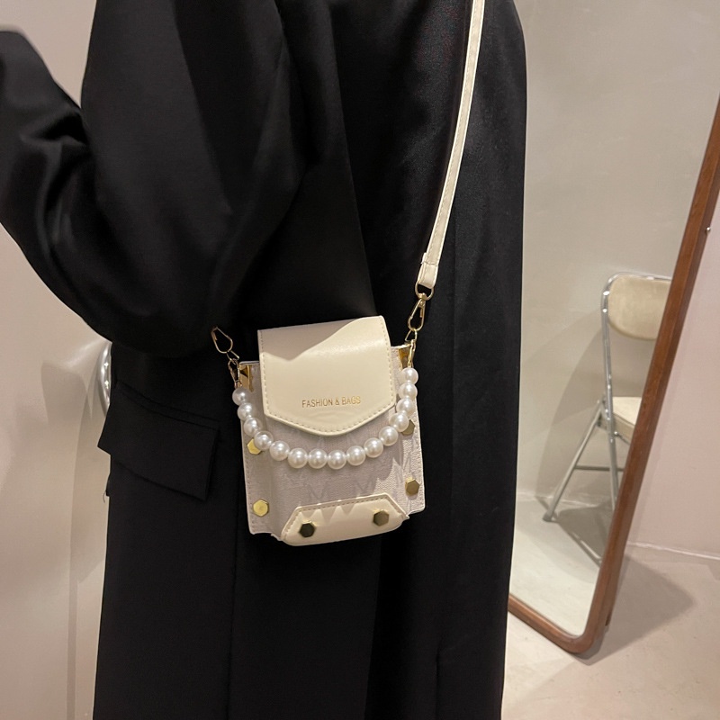 Túi đeo vai đựng điện thoại hình vuông đính ngọc trai thời trang mùa thu 2021