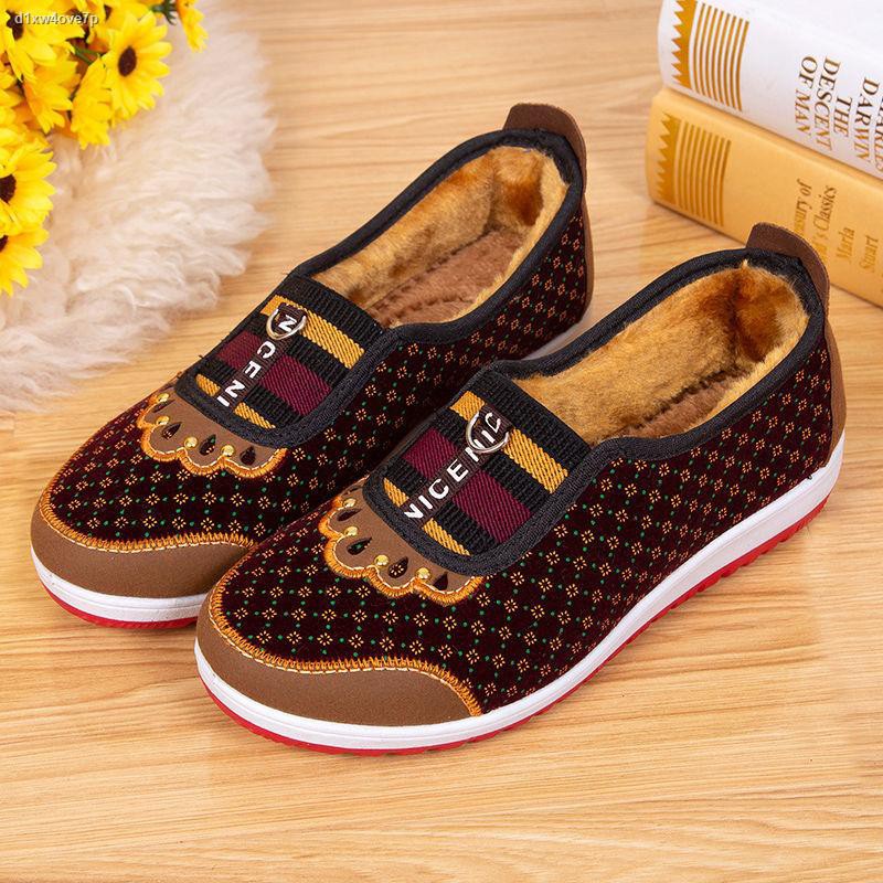 Mùa đông người già giày bông cũ vải Bắc Kinh phụ nữ cộng với nhung để giữ ấm cho trung niên và chống trượt bà ngoại | BigBuy360 - bigbuy360.vn