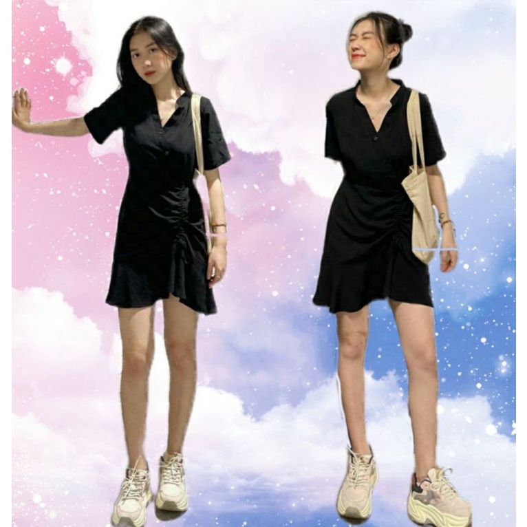 Đầm đen cổ trụ nút xéo phối nhún rút dây