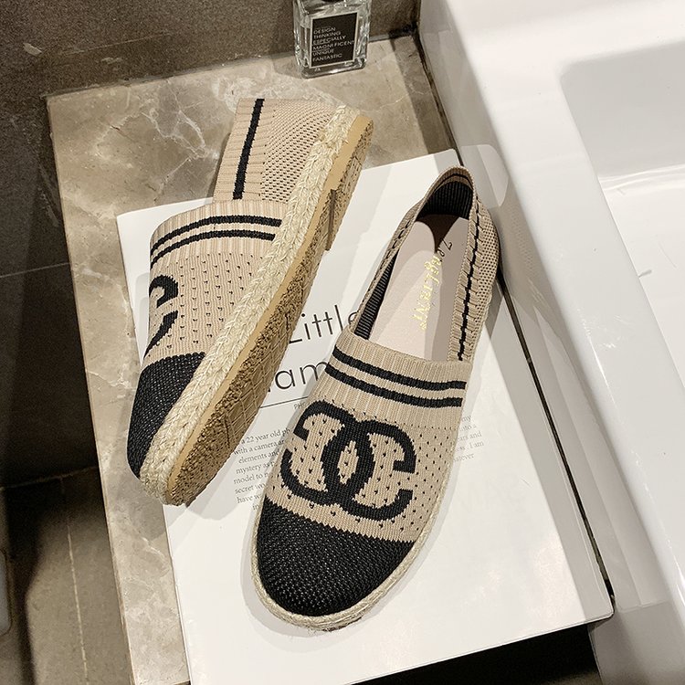 Giày Nữ Đế Bằng Mũi Tròn Thời Trang Cá Tính | BigBuy360 - bigbuy360.vn