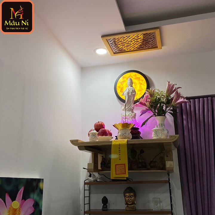 Đèn Để Bàn Trang Trí Bàn Thờ / Đèn Hoa Sen in họa tiết tranh trúc chỉ, khung sắt, Đường kính 30cm