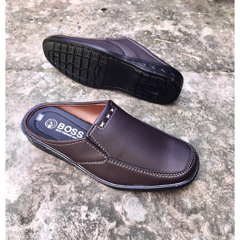 Dép sapo nam da mềm..mang êm chân..phom chuẩn đẹp..mã SP17..màu nâu..mẫu mới nhất hiện nay