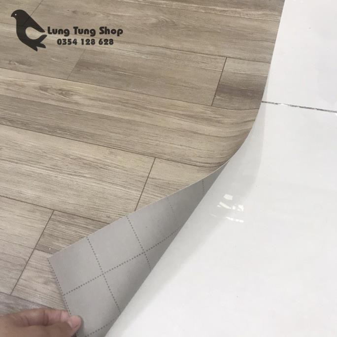 Thảm nhựa simili vân gỗ xám - thảm nhựa pvc trải sàn