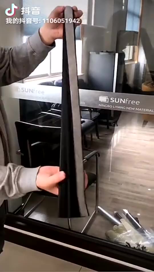 Rèm dán cửa xếp ly chất liệu vải không dệt chắn nắng không cần đóng đinh, khoan tường giá siêu rẻ Liminho Shop | BigBuy360 - bigbuy360.vn