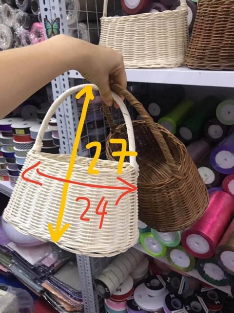 Giỏ cắm hoa lẵng túi