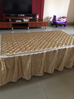 Khăn trải bàn