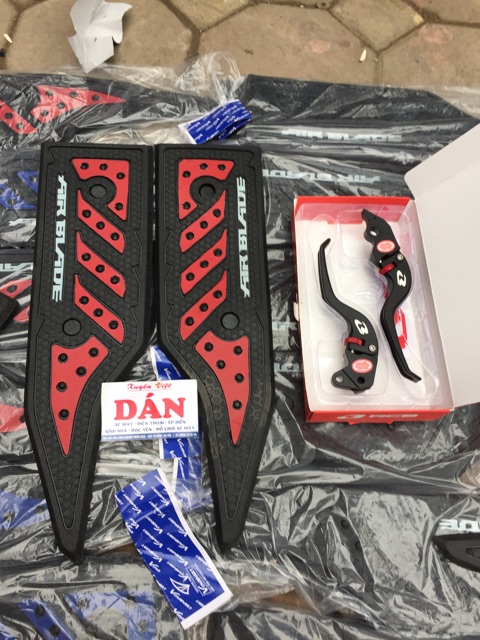 Combo tay phanh +thảm cao su xe air blade 2016-2019