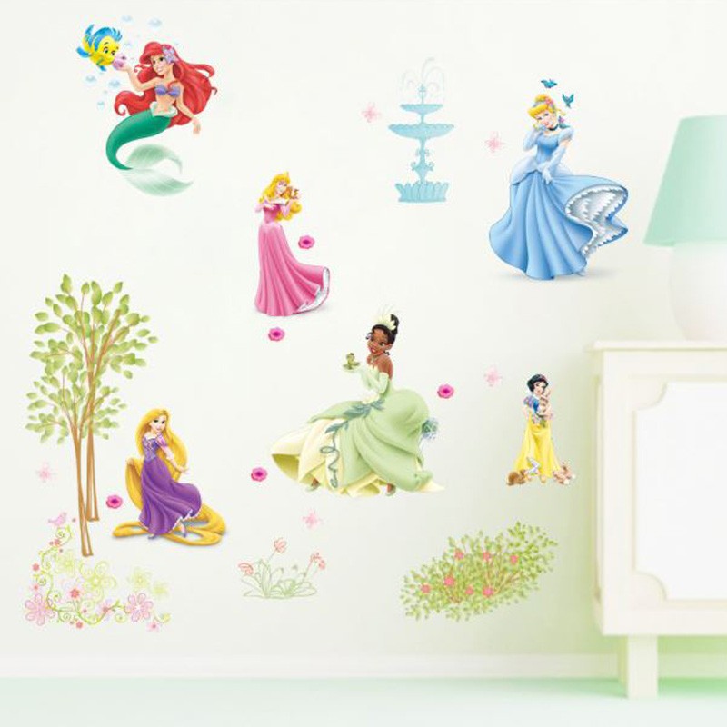 Decal dán tường 8 công chúa Disney