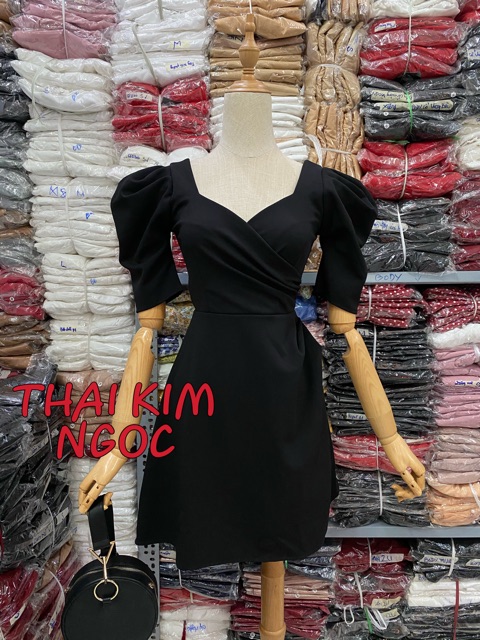 Đầm xoè cổ đắp chéo tay phồng 2 màu | BigBuy360 - bigbuy360.vn