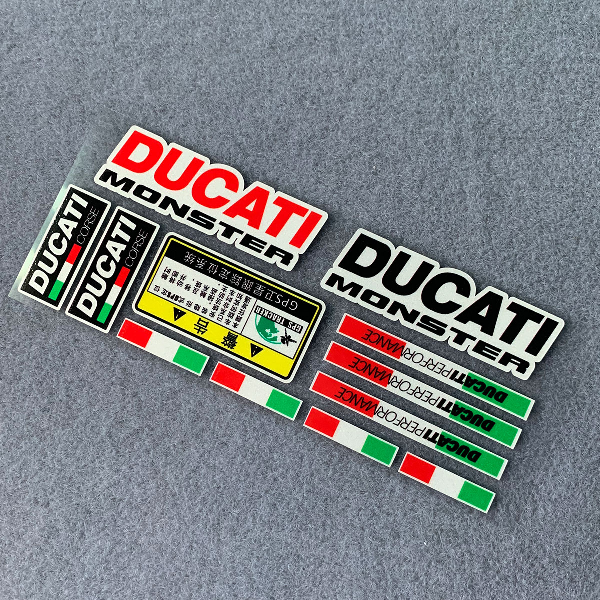 Decal Tráng Gương Dán Xe Ducati No.73