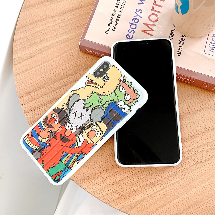 Ốp lưng iphone Kaws x Off-White 6/6plus/6s/6s plus/6/7/7plus/8/8plus/x/xs/xs max/11/11 pro/11 promax/samsung – Shin Case | BigBuy360 - bigbuy360.vn