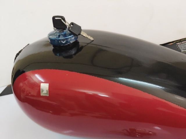 Thùng xăng beo có nắp khoá cao cấp mã 0219