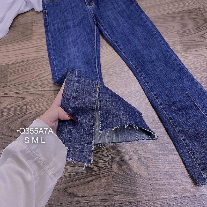 QUẦN JEANS NỮ CAO CẤP QUẦN JEANS DÀI ỐNG LOE LƯNG CAO XẺ TÀ CẮT GẤU TÔN DÁNG MÀU XANH JEANS XƯỚC