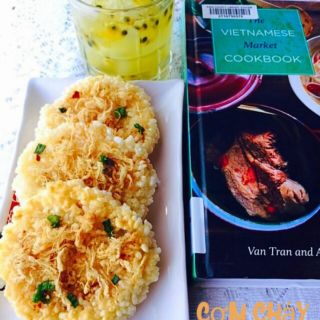 Cơm nếp sấy chà bông