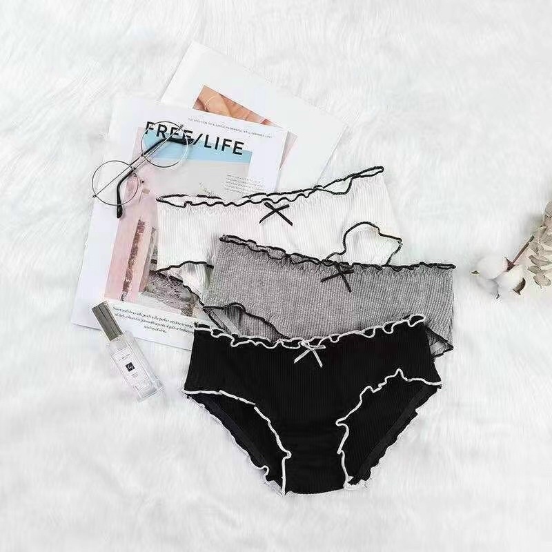 Quần lót cotton nữ, gân tăm, viền bèo dễ thương – (Q13)