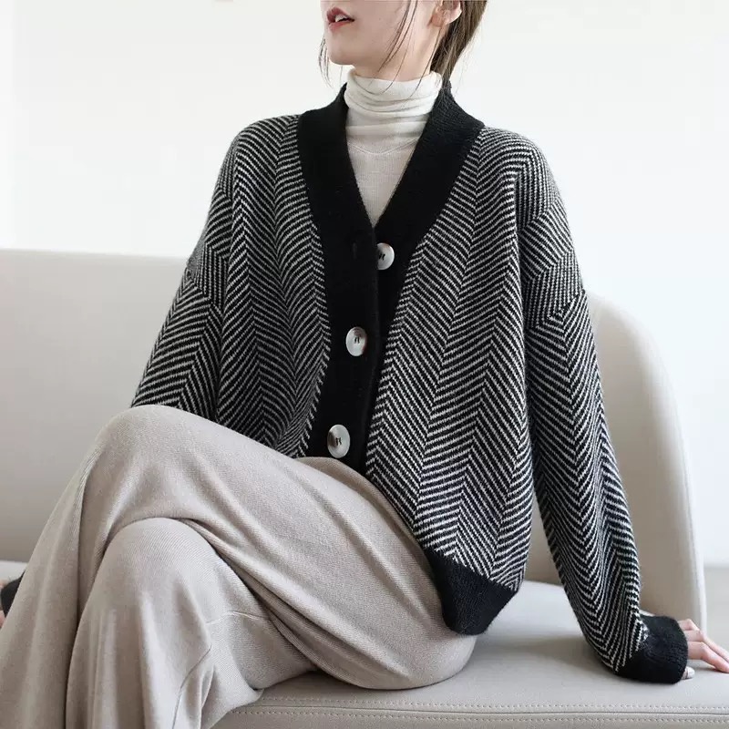 MS440 Áo khoác cardigan len kẻ zigzag