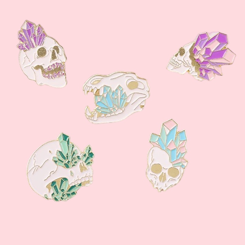 Ghim Cài Áo Hình Đầu Lâu Đính Pha Lê Phong Cách Punk Halloween Cho Bạn Bè
