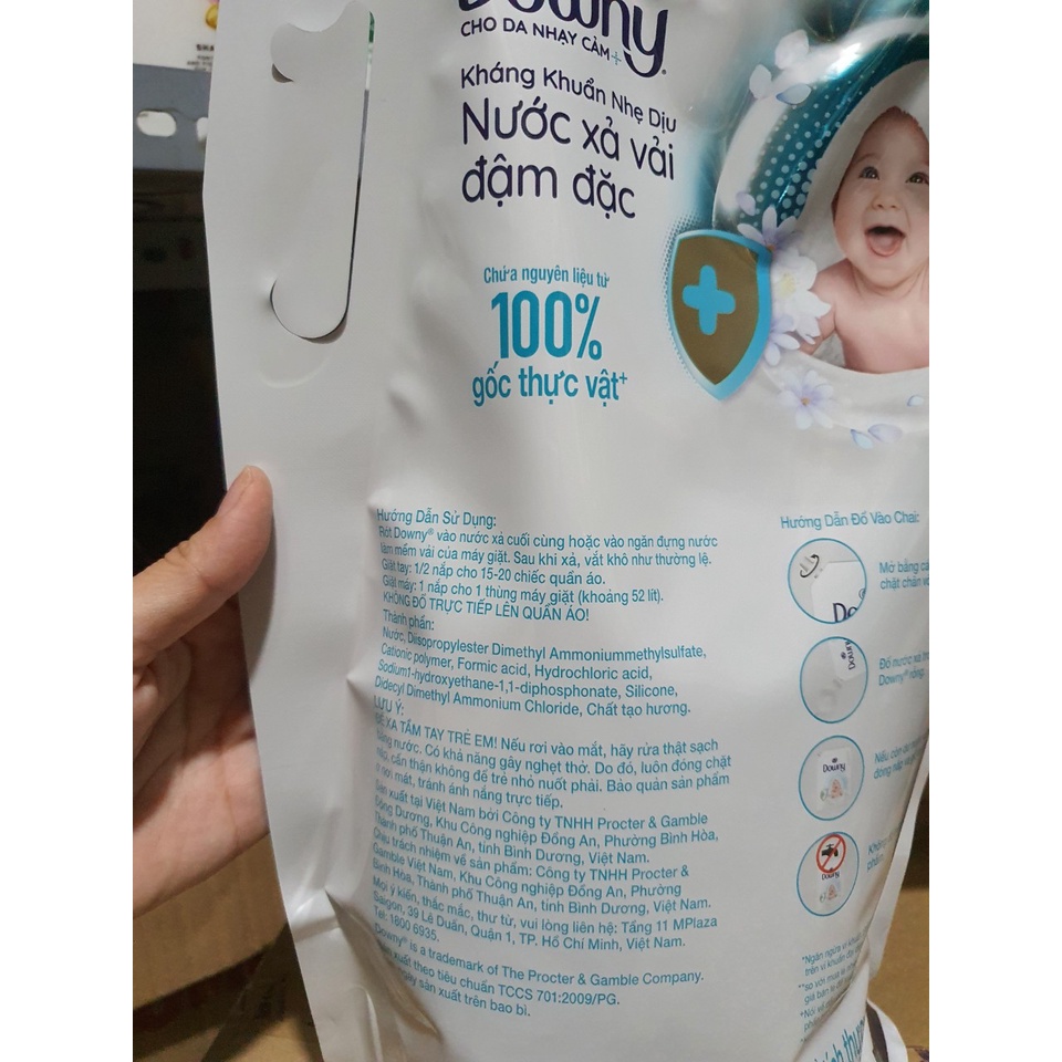 Nước xả vải Downy 2.35L Cho da nhạy cảm NSX 07/2022