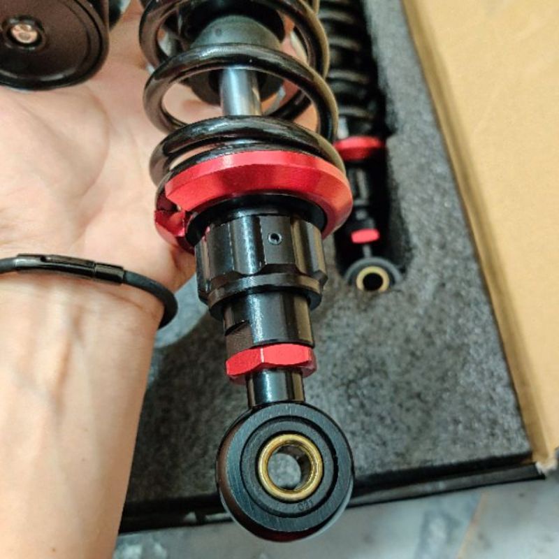 Phuộc yss bình dầu Black gắng dream wave sirius jupiter Taurus cup 67