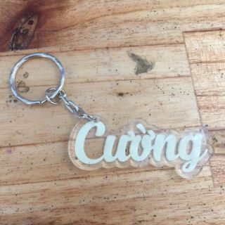 Móc khóa khắc chữ