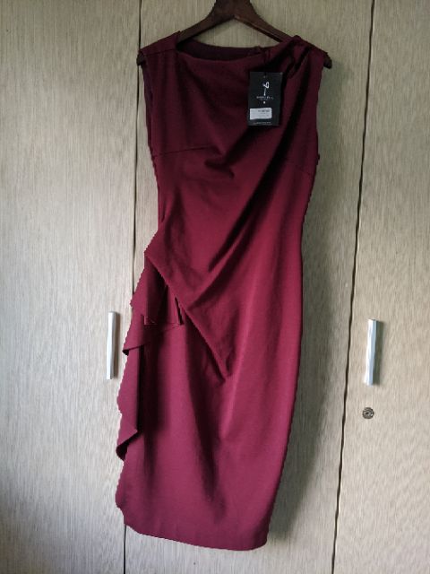 Thanh lý váy ines clothing 1,5tr còn new tag pass 1tr