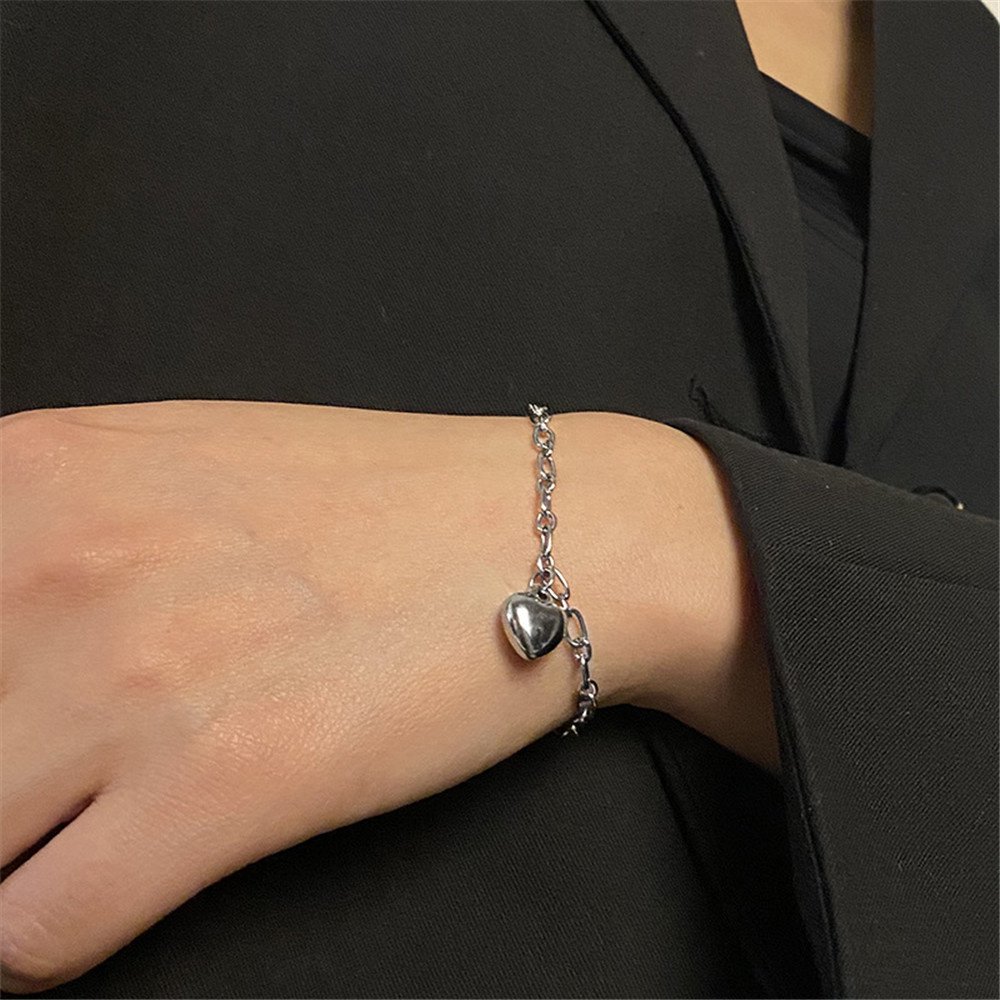 Vòng Tay Thiết Kế Đơn Giản Phong Cách Hiphop Cho Nữ