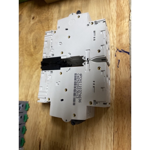 Cầu dao -MCB AC 2P 40A 6KA G - General Electric