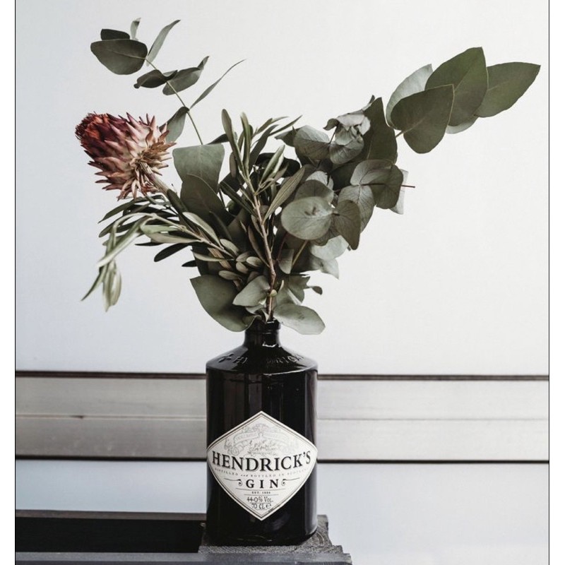 Chai thuỷ tinh 70cl có nắp