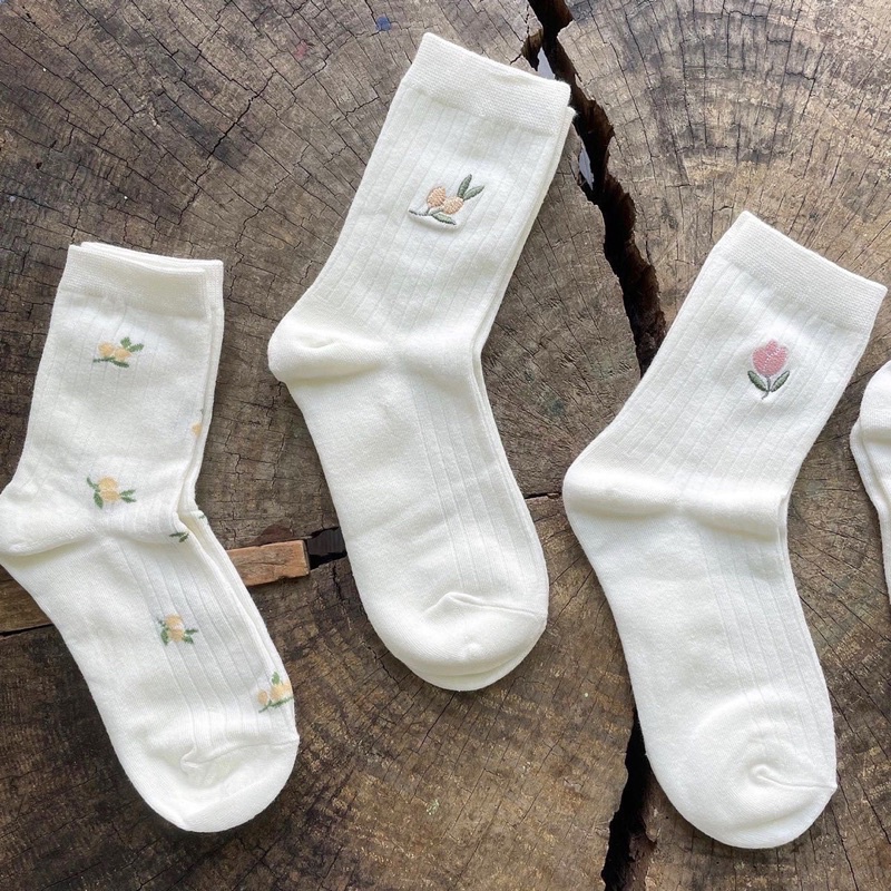 Tất - Vớ hình hoa + gấu thêu