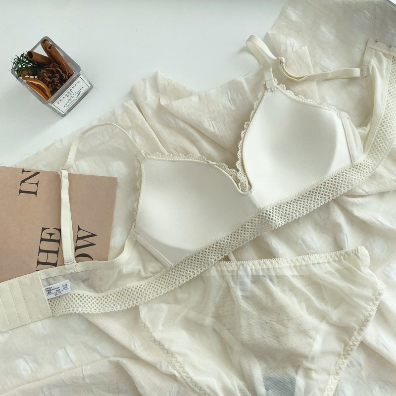 Áo Ngực Không Gọng Không Đường May Thoáng Khí