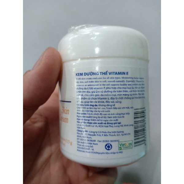 Kem dưỡng thể bông lúa E100 vitamin E 115 Gram