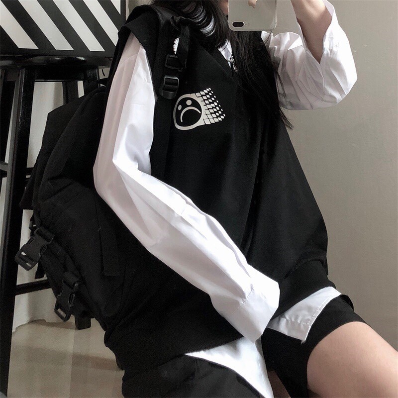 Áo gile unisex Wind form rộng Gile Mặt Buồn nam nữ oversize phong cách ulzzang | BigBuy360 - bigbuy360.vn