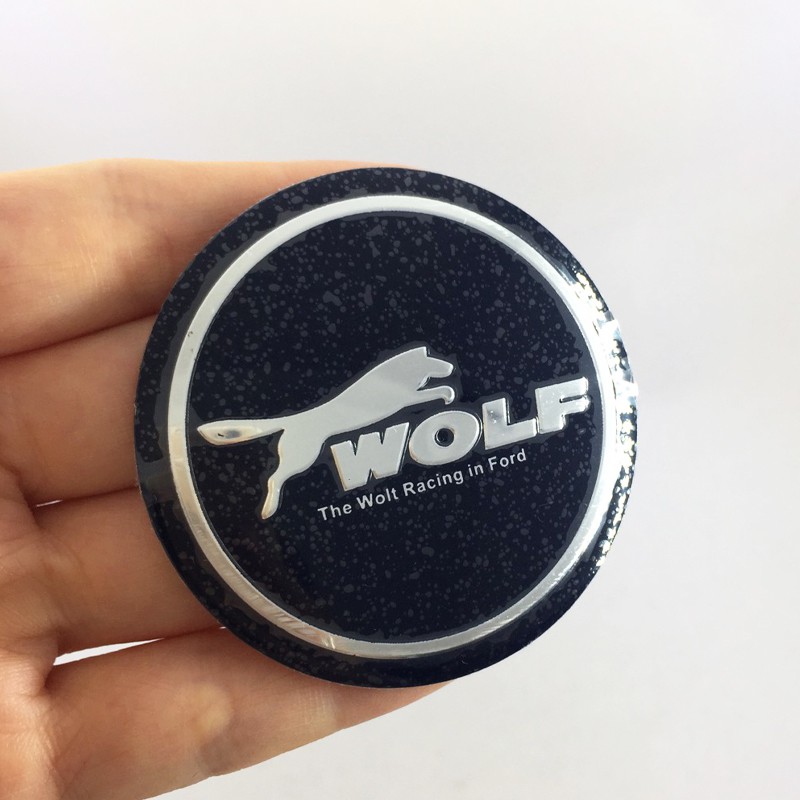 Bộ 4 miếng dán nắp giữa lốp xe hơi bằng hợp kim nhôm cao su họa tiết chữ Wolf đẹp mắt 56mm