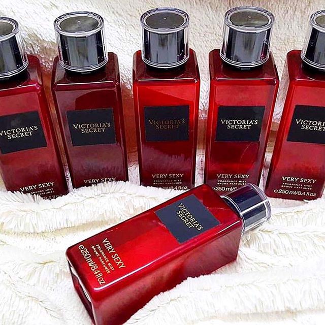 💎LEON💎 Xịt thơm Body Mist Very Sexy New 2019 - 𝐦𝐚̂̃𝐮 𝐭𝐡𝐮̛̉ 𝟑𝟎𝐦𝐥/𝟓𝟎𝐦𝐥 | BigBuy360 - bigbuy360.vn