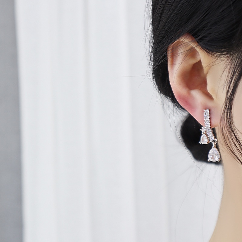 V.I.T House | Bông tai S925 đá bạc dài