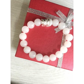 Vòng đá phong thuỷ mệnh kim