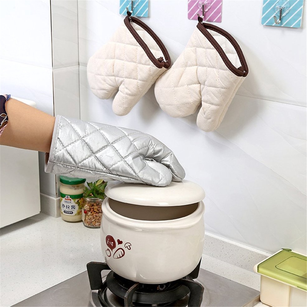 •NEW•A2500 Microwave Insulation Anti-scalding Gloves Thickened High Temperature Baking Silver coated gloves