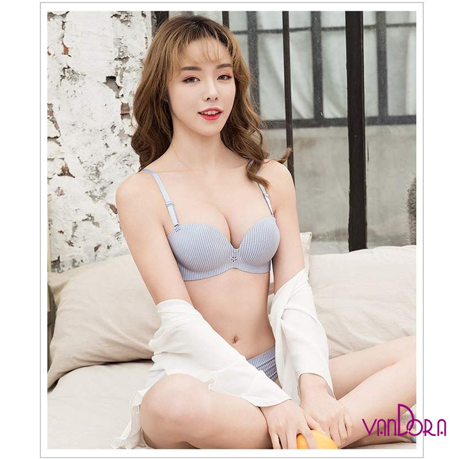 Áo su đúc nâng ngực tạo khe V01