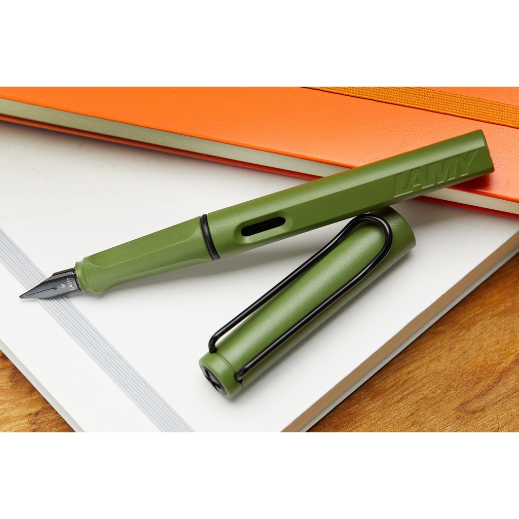 Bút máy LAMY Safari Fountain Phiên Bản Special Edition - Màu Xanh Savannah