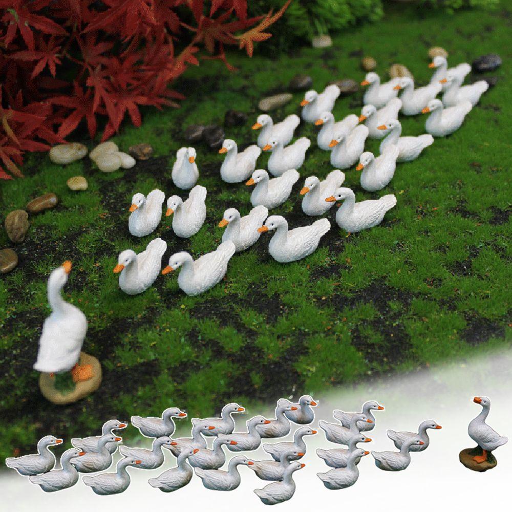 Mô Hình Chú Vịt Thu Nhỏ Dùng Trang Trí Tiểu Cảnh Sân Vườn