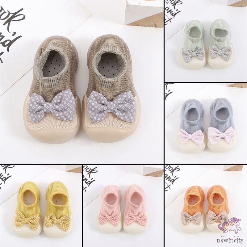 Giày Đế Mềm Đính Nơ Chống Trượt Cho Bé Tập Đi