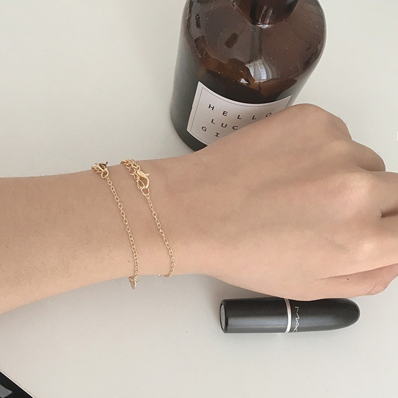 Cặp vòng tay hợp kim mặt hình nửa trái tim khắc chữ duyên dáng